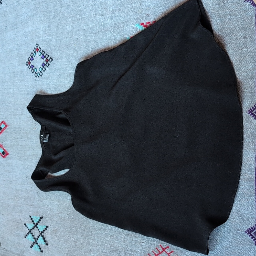Black Sleeveless Tank Top